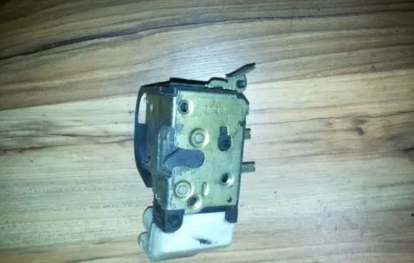 Fiat Punto (176) Front door lock