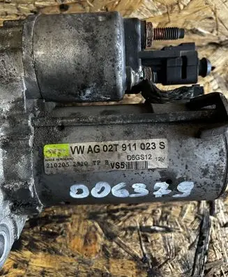 Volkswagen Polo IV 9N3 Starter motor 2102052310 02T911023S