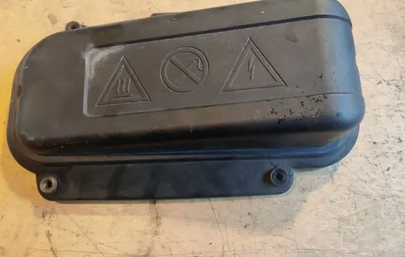 BMW 7 F01 F02 F03 F04 Fuse box cover 12907555189 58650910