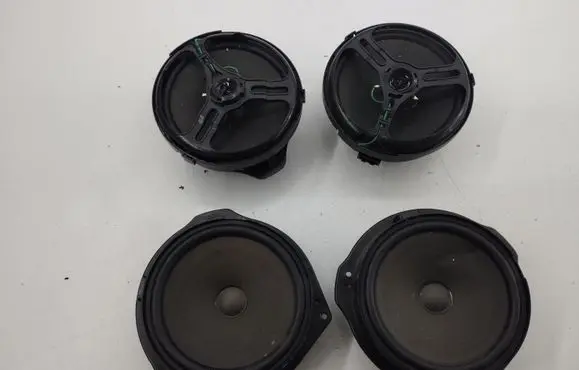Mercedes-Benz C W204 Audio system kit A2048202902 A2048201902