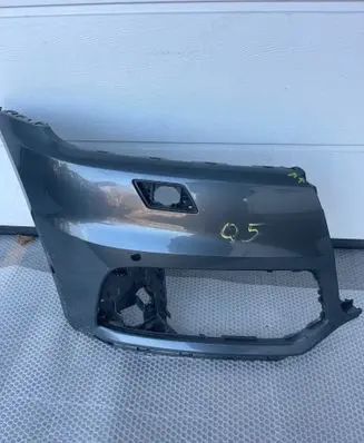 Audi Q5 SQ5 Front bumper corner part panel trim 109826