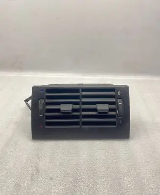 BMW 5 E39 Dash center air vent grill 8376150