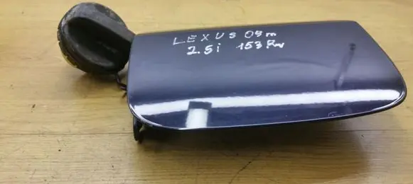 Lexus IS 220D-250-350 Fuel tank cap