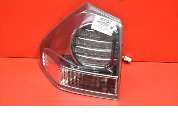 Cadillac SRX Rear/tail lights