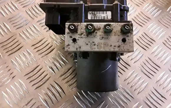 Audi A4 S4 B7 8E 8H ABS Pump 0265234336 8E0614517BF 0265950474