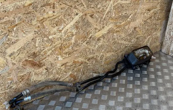 BMW 5 E60 E61 Gearbox / Transmission oil cooler 1721780383001 17217803830 7803830