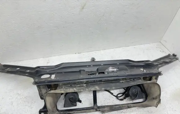 Volvo V70 Top upper radiator support slam panel 