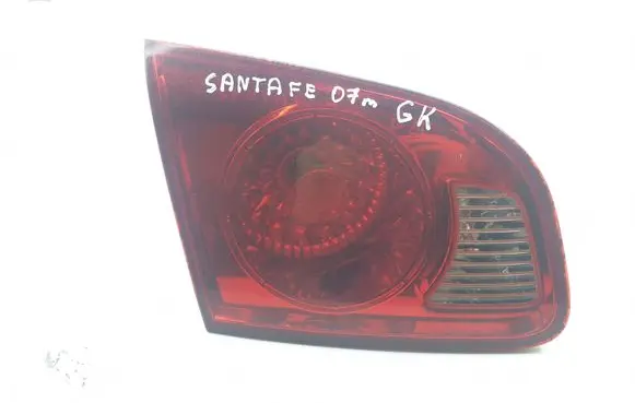 Tailgate rear/tail lights