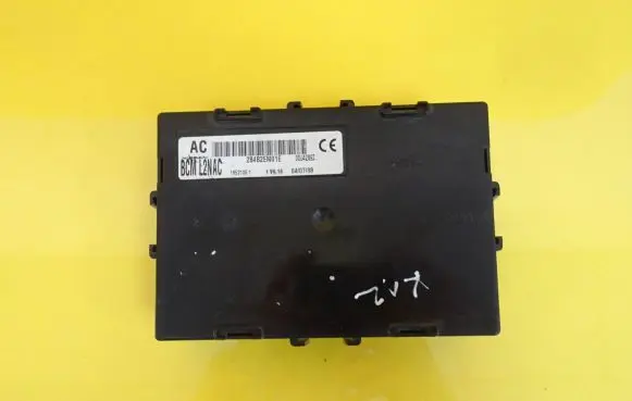 Nissan Micra Comfort/convenience module 284B2EM01E BCML2NAC