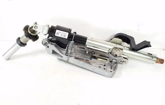 Mercedes-Benz E C207 W207 Steering wheel axle A2044604516