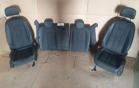 Seat set