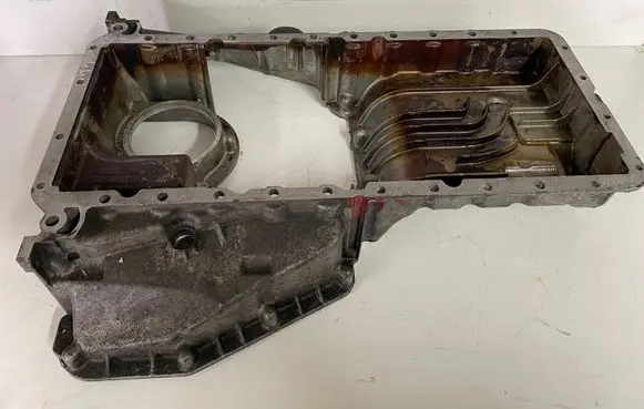 BMW 6 E63 E64 Oil sump 7523701