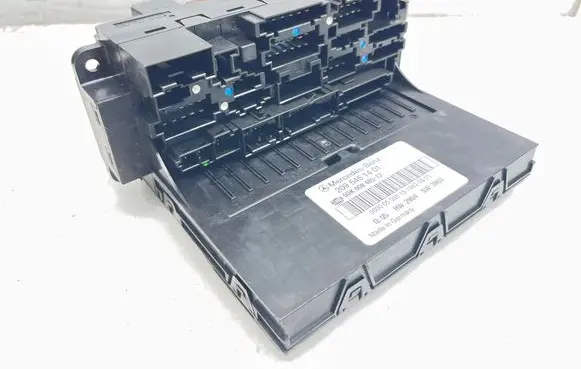 Mercedes-Benz CLK A209 C209 Fuse module 2095451401 5DK00848512