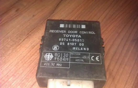 Toyota Avensis T220 Other control units/modules 8974105010