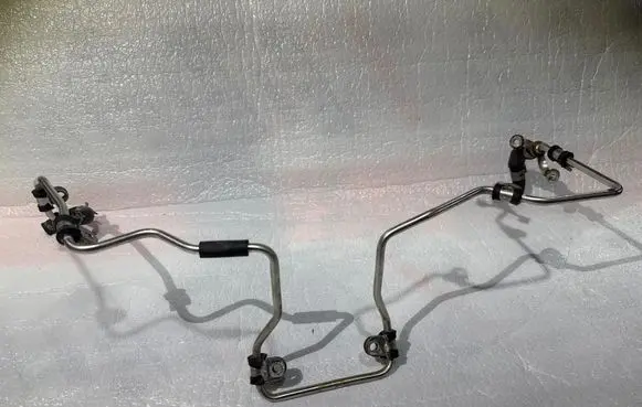 Audi RS7 C7 Fuel line pipe 079127509DM