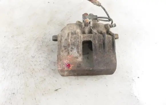 Mercedes-Benz Sprinter W901 W902 W903 W904 Rear brake caliper