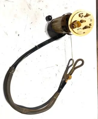 Volvo XC90 In-tank fuel pump 30792039