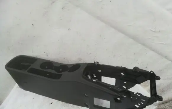 Opel Astra J Center console