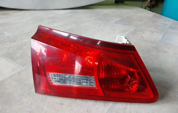 Lexus IS 220D-250-350 Tailgate rear/tail lights
