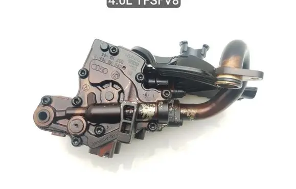 Audi A8 S8 D4 4H Oil pump 079115103