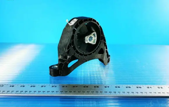 Opel Insignia A Gearbox mount 13227769