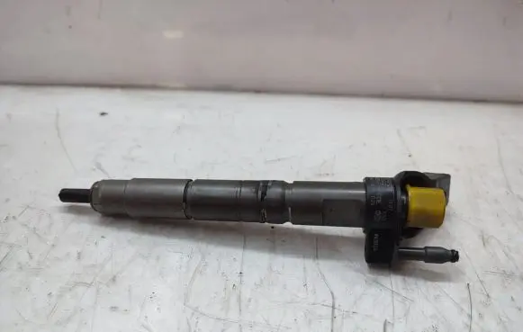 Mercedes-Benz E W212 Fuel injector 0445116026