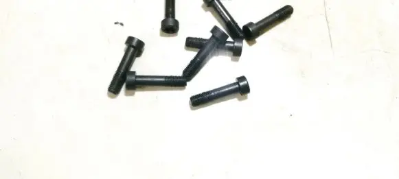 Toyota Corolla Verso AR10 Nuts/bolts 