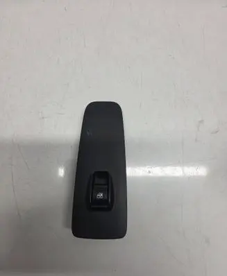 Peugeot Boxer Electric window control switch 30170575 111017 07355329060
