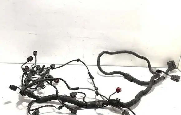 Volkswagen Caddy Engine installation wiring loom