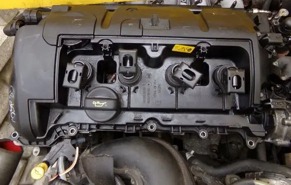 Mini One - Cooper R56 Engine N16B16A 10SP35