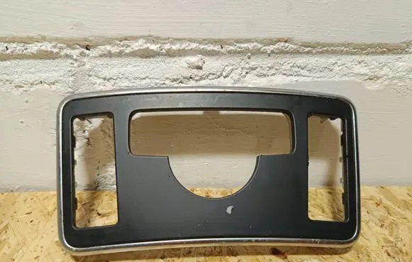Mercedes-Benz CLS C218 X218 Other interior part A2186805907