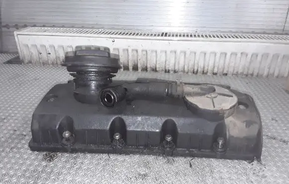 Rocker cam cover