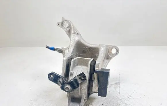 Honda Civic IX Gearbox mount