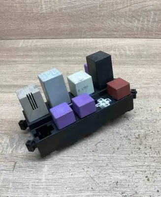 Renault Laguna I Fuse box set 7700844036FUSE 7703197663