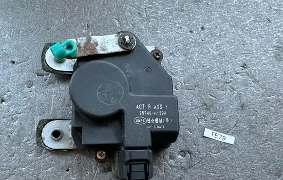 Hyundai Terracan Tailgate boot lock/latch motor 95700H1200