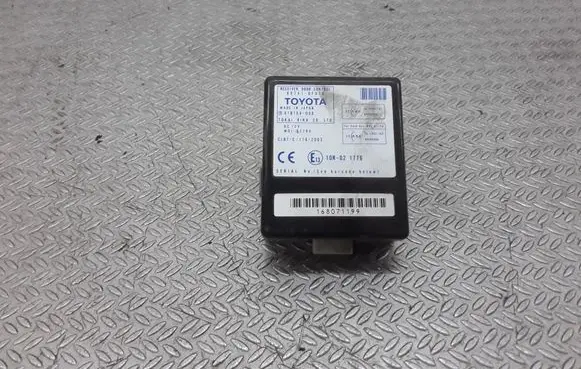 Toyota Corolla Verso AR10 Door control unit/module 897410F010 61B168000