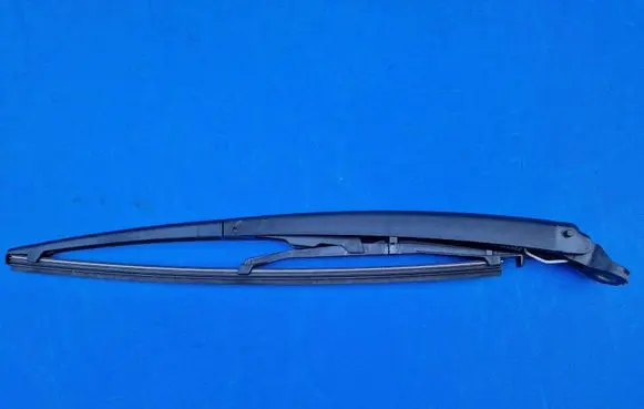 Alfa Romeo 159 Rear wiper blade arm