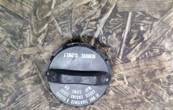 Honda Element Fuel tank filler cap 