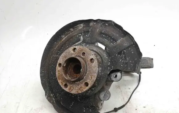 BMW 5 F10 F11 Rear wheel hub 6796100