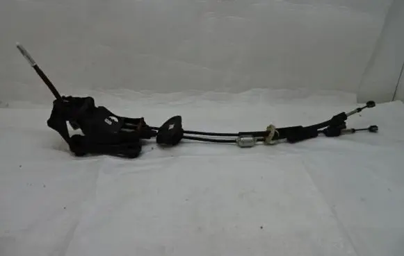 Citroen C3 Gear selector/shifter in gearbox 9808161780