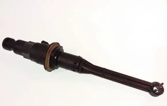 Renault Laguna II Clutch master cylinder 8200019602