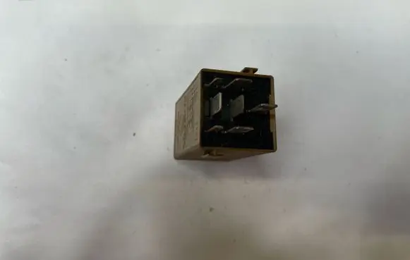 BMW X5 E53 Window control relay 61368384505