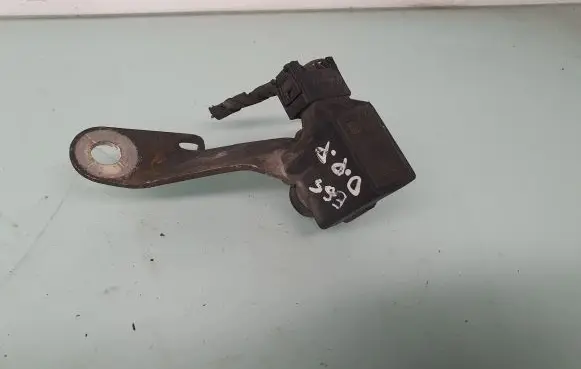 BMW 7 E65 E66 Headlight/headlamp level sensor 6784696 37146784696 1093697