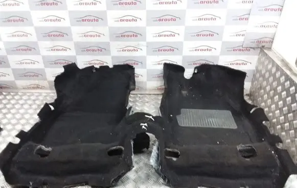 Ford C-MAX I Front floor carpet liner 