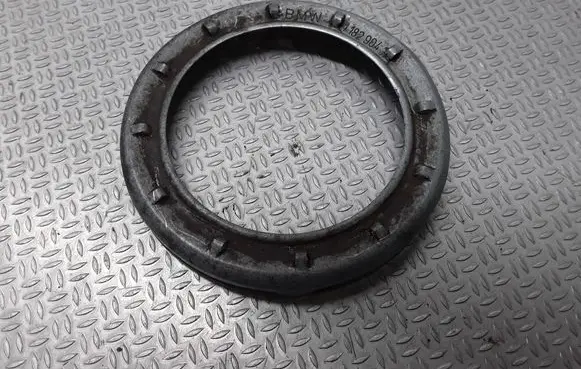 BMW 5 E39 In tank fuel pump screw locking ring/nut 1182904