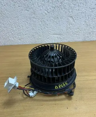 Mercedes-Benz E W210 Air conditioning (A/C) fan (condenser) A2108211551 D8656
