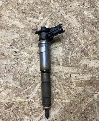 Nissan Qashqai Fuel injector 1660000Q0A 804536H82409398
