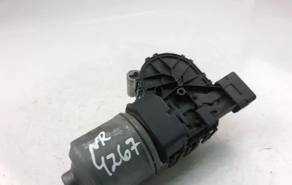 Peugeot 207 Wiper motor 0390241540