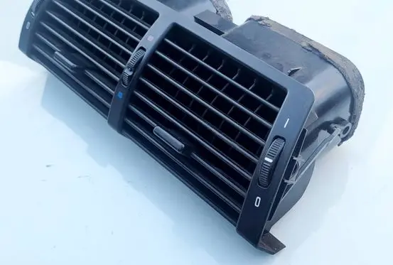 BMW X5 E53 Dash center air vent grill 64228402221