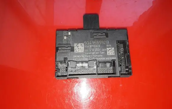Skoda Octavia Mk3 (5E) Door control unit/module 5Q4959592B A2C7392900300
